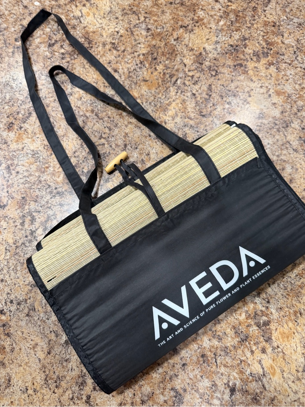 AVEDA Roll-Up Straw Beach Mat